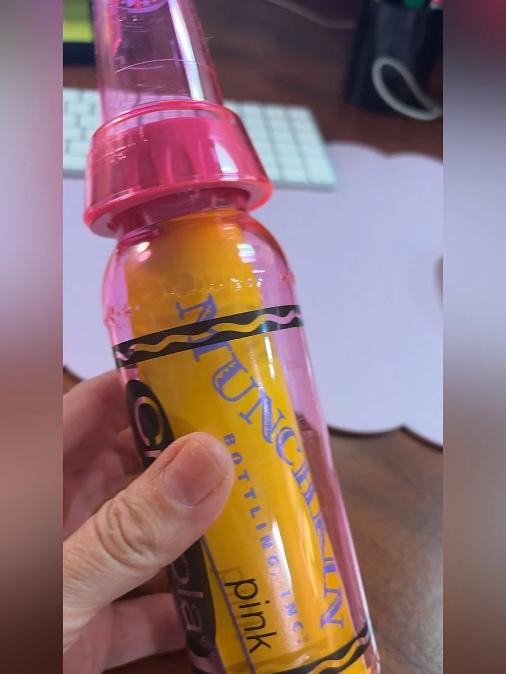 New Vintage 1990 Munchkin Baby Bottle Crayola theme. Pink. Clear. Collectible